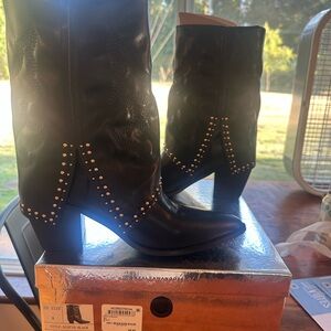 Azalea Wang Black Studded Heeled Boots